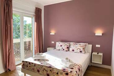 پانسیون Isola 1.6.3 Guest House