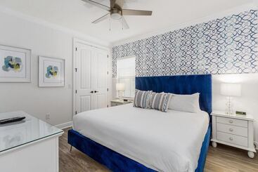 إقامة Castle Pines Court Retreat