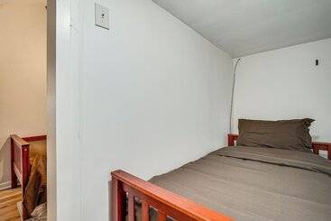 Saratoga Springs Home Near Downtown & Casino!