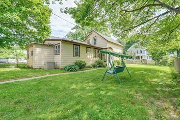 Saratoga Springs Home Near Downtown & Casino!