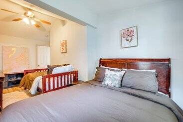 Saratoga Springs Home Near Downtown & Casino!