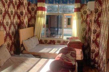 Ss Hotel Kings & Lodge Charikot Dolakha