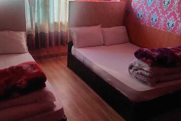Ss Hotel Kings & Lodge Charikot Dolakha