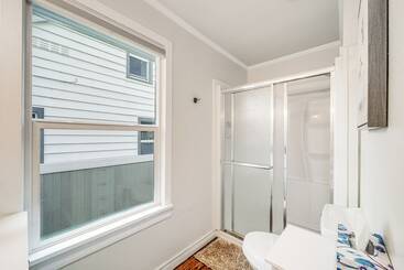 Updated Spokane Home W/ Furnished Patio Near Dtwn!