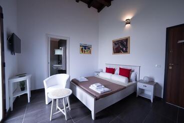 تختخواب و صبحانه Apollonion Country House