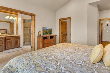Caldera Cabin 6