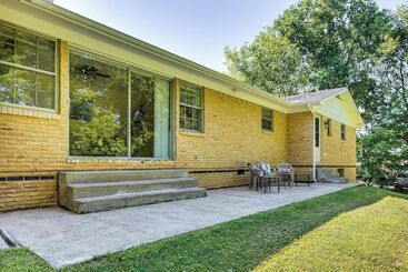 Family Friendly Huntsville Home W/ Spacious Yard