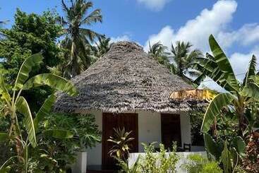 هتل Furaha Lodge