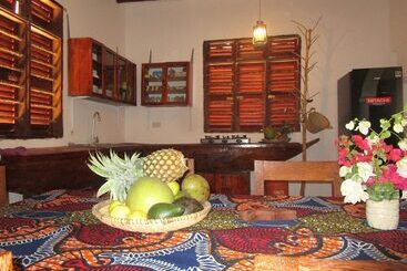 هتل Furaha Lodge
