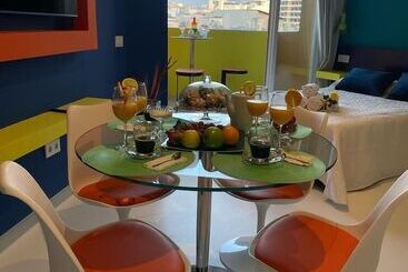 Lahola Glam Suites