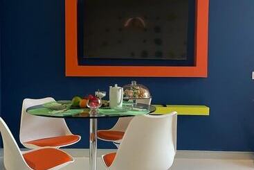 Lahola Glam Suites