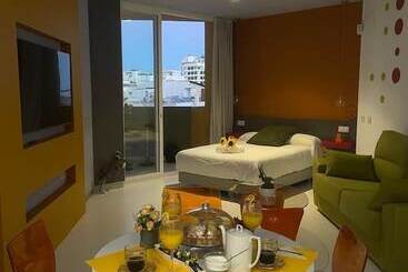 Lahola Glam Suites