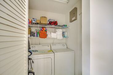 Lovely Gulfport Home: Walk To Beach,1 Mi To Marina