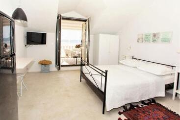 پانسیون Apartments And Rooms Hope