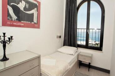 پانسیون Apartments And Rooms Hope