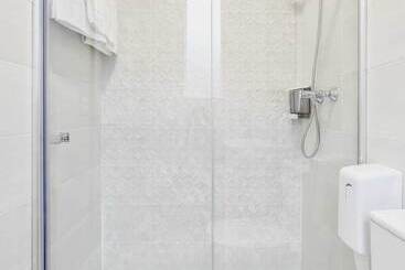 پانسیون Bilbao Rooms & Kitchen Santutxu