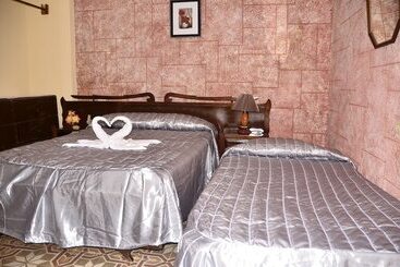 پانسیون Hostal Danita