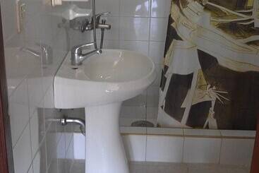 پانسیون Hostal Bugambilia