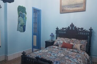پانسیون Hostal La Preferida