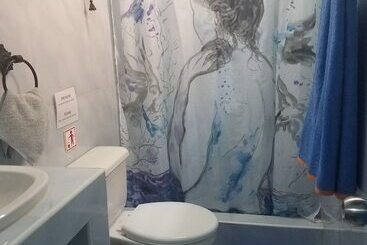 پانسیون Hostal La Preferida