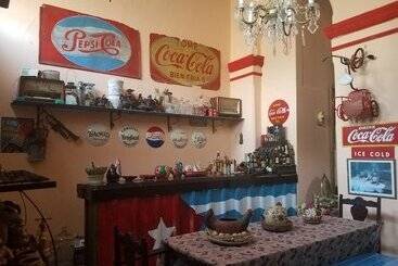 پانسیون Hostal La Preferida