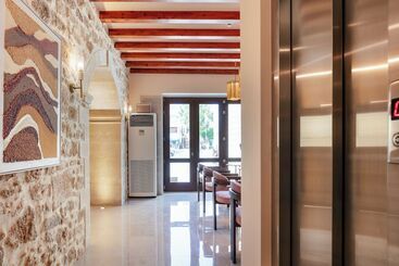 پانسیون La Montre Luxury Boutique Suites