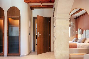 پانسیون La Montre Luxury Boutique Suites