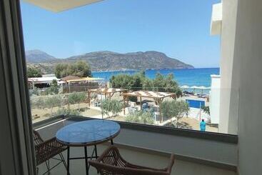 پانسیون Tamaris Suites