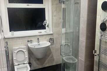 اقامتگاه Cosy Cottage Retreat In Oldham