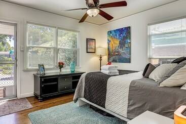 کلبه Santa Rosa Home W/ Fire Pit < 1 Mi To Downtown!