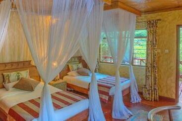 هتل Mara Leisure Camp