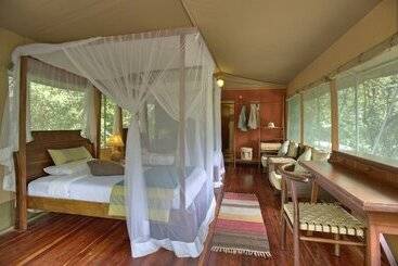 هتل Mara Leisure Camp
