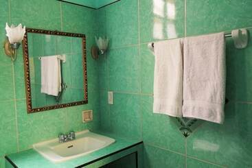پانسیون Hostal La Isabela
