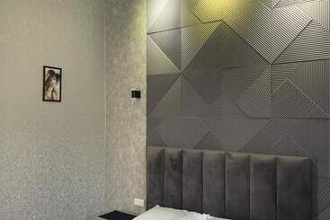 پانسیون Nits Guest House