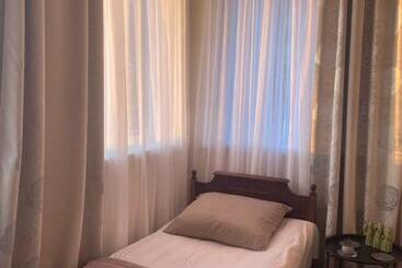 پانسیون Nits Guest House