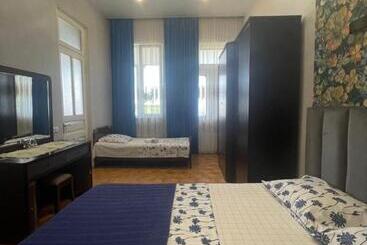پانسیون Nits Guest House