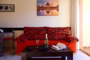 Waterfront Hotel Sunset Beach Apartment