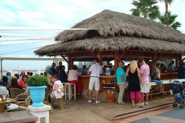 Waterfront Hotel Sunset Beach Apartment