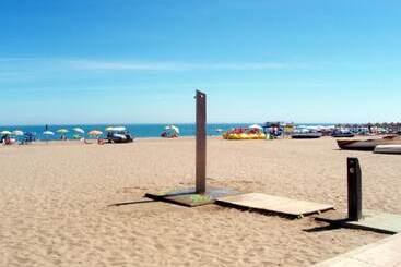 Waterfront Hotel Sunset Beach Apartment