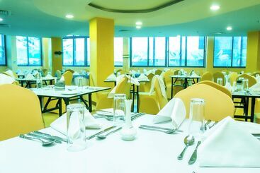 Parrot Hotel Arusha