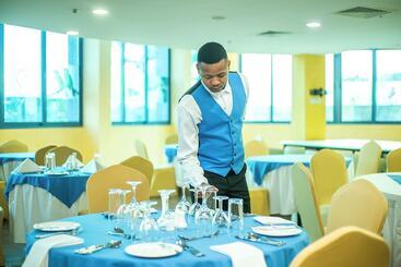 Parrot Hotel Arusha