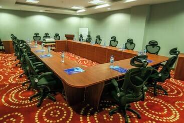 Parrot Hotel Arusha