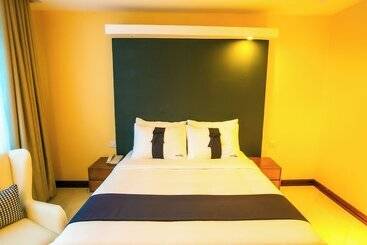 Parrot Hotel Arusha - Arusha