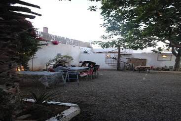 پانسیون Asarag Lodge, Mirlft Centre