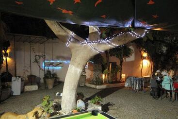 پانسیون Asarag Lodge, Mirlft Centre