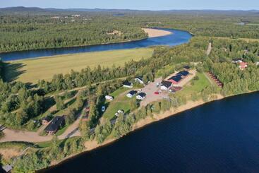 Arctic River Resort