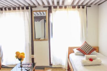 Hiranya Guest House - Patan