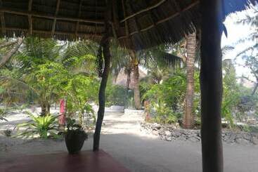 تختخواب و صبحانه Mpole Bungalows