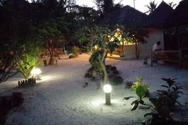 تختخواب و صبحانه Mpole Bungalows