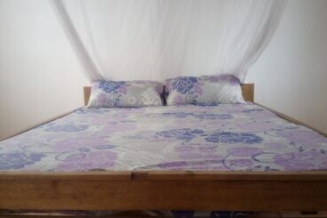 تختخواب و صبحانه Nyumbani Rest House